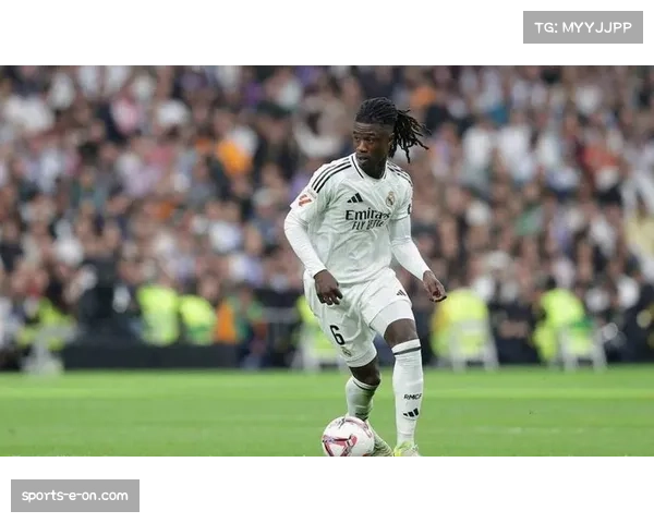 皇马中场楚阿梅尼出战成疑 后腰位置人员选择面临紧张局面 皇马中场楚阿梅尼出战成疑 后腰位置人员选择面临紧张局面